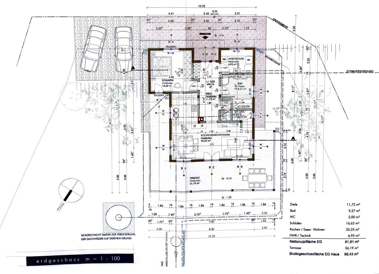 Grundriss des Erdgeschosses mit Wohnbereich, Küche, Bad und Terrasse.
