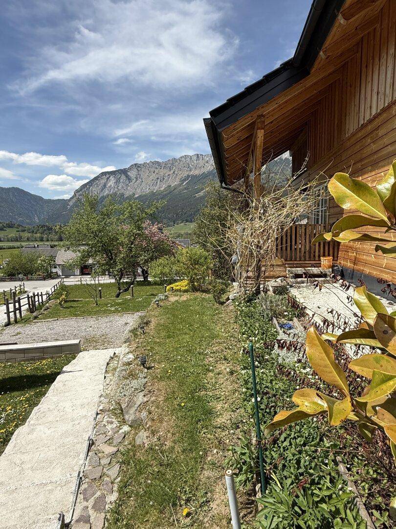 Holzblockhaus mit gemütlichem Kachelofen und herrlichem Bergpanorama! – pohled 5