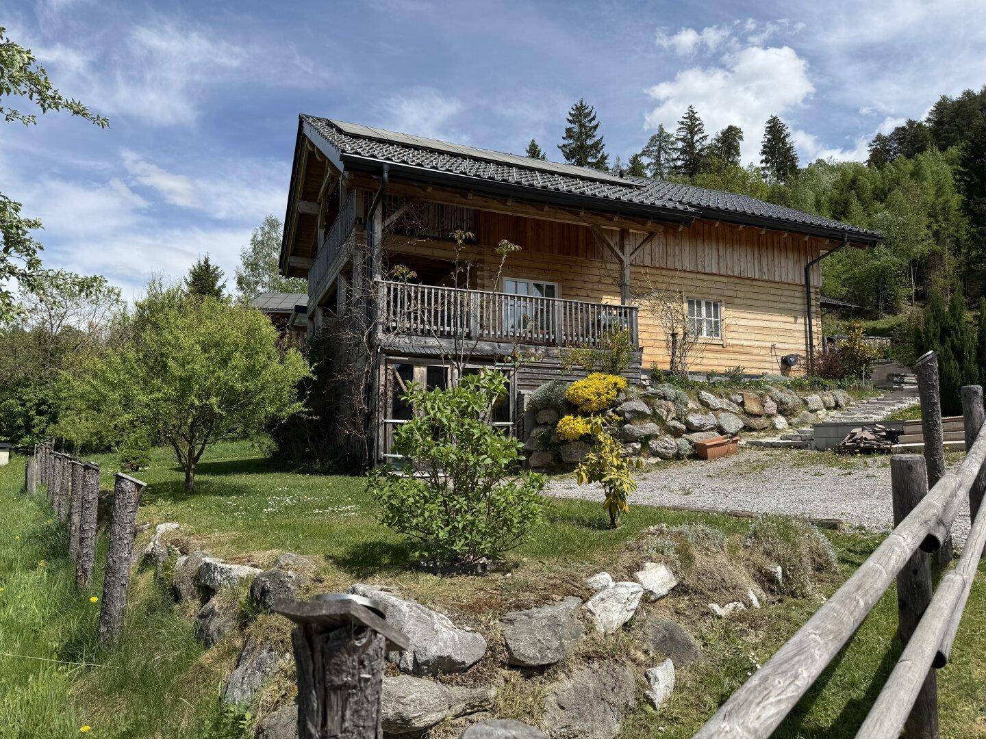 Holzblockhaus mit gemütlichem Kachelofen und herrlichem Bergpanorama! – pohled 2