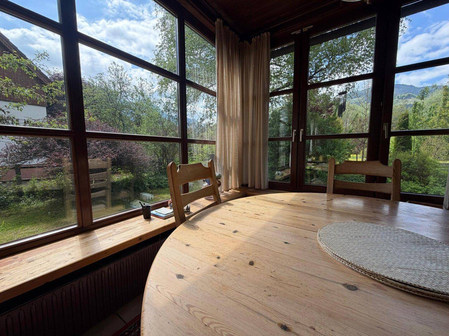 Wohnhaus in Admont in herrlich ruhiger Lage mit stilvollem Wintergarten und Carport! - Ansicht 6