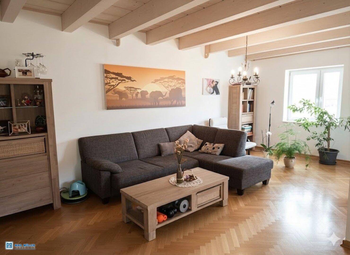Gepflegtes Einfamilienhaus mit historischem Gewölbe in Ruhelage und schönem Ausblick in Ebenau - Ansicht 3