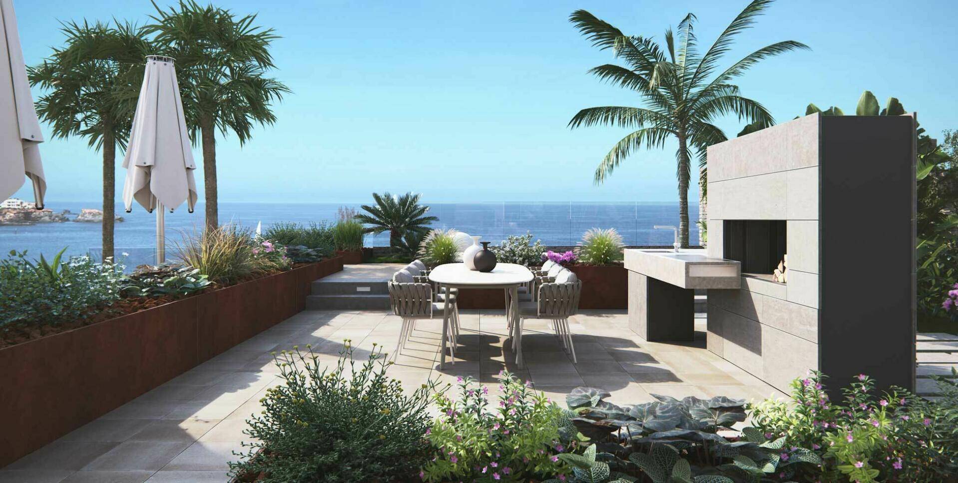 Großzügige Terrasse mit Essbereich, Außenküche und atemberaubendem Meerblick.
