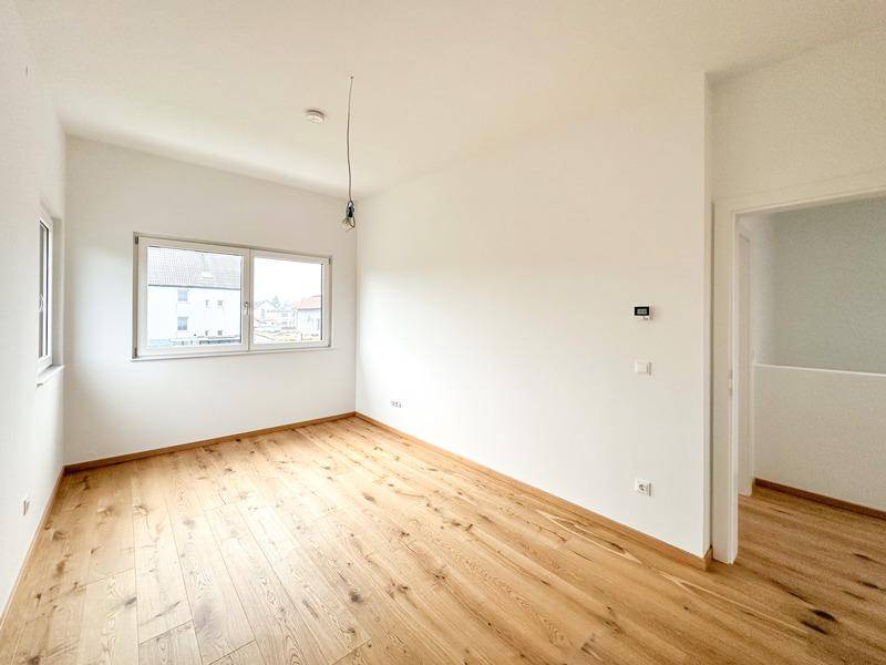 Weinsame Spitzenklasse. 4-Zimmer Haus beim Weinbaugebiet mit Wärmepumpe – pohled 5