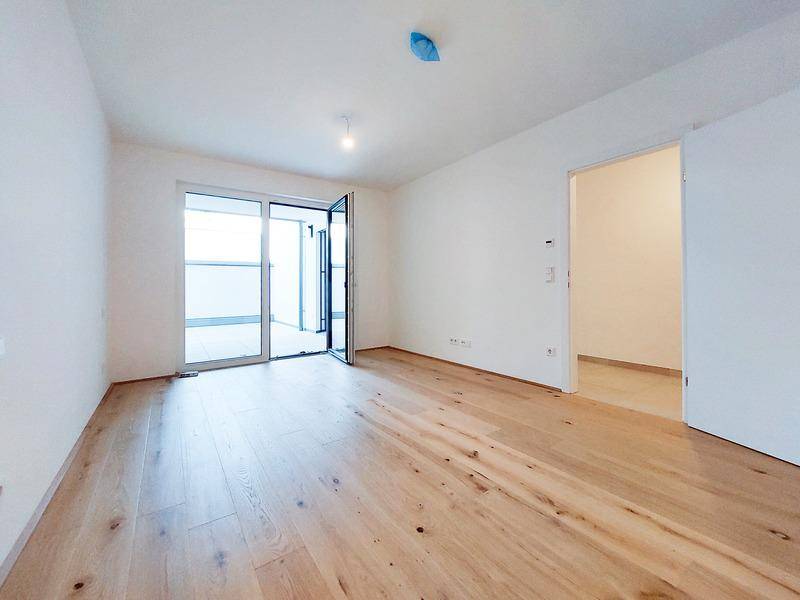 Durchdachte 3-Zimmer Wohnung mit ganz viel Licht, Balkon und eigener Terrasse - inkl. Deckenkühlung - Ansicht 2