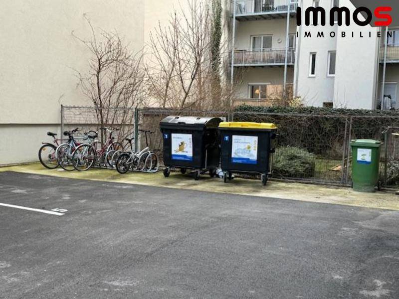 Fahrradabstellmöglichkeit im Innenhof