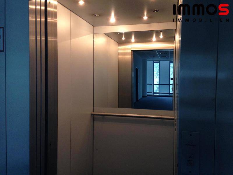 Lift vorhanden