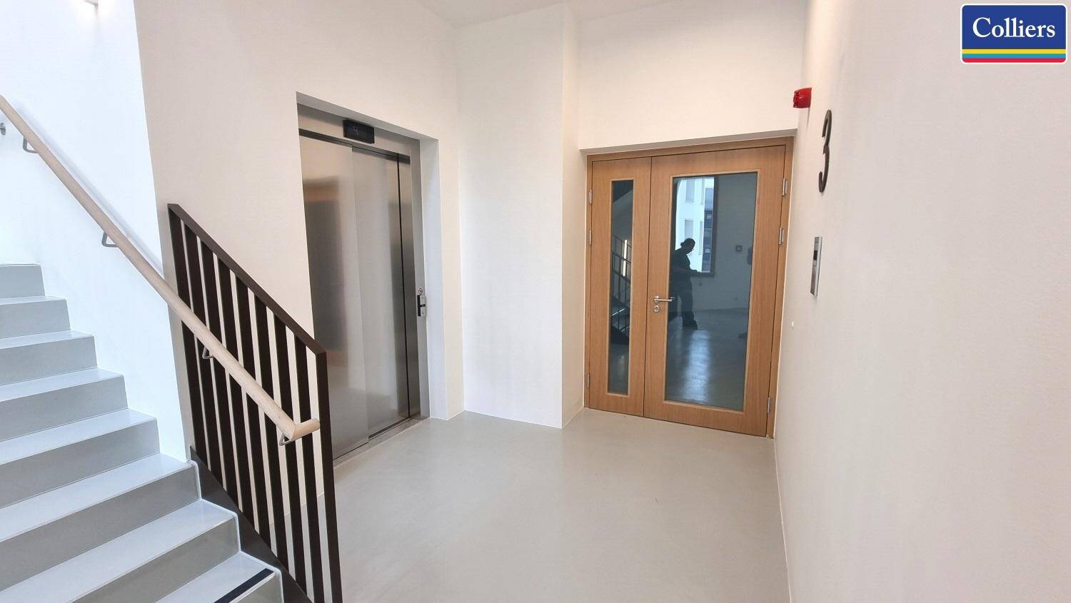 Zugang Büro