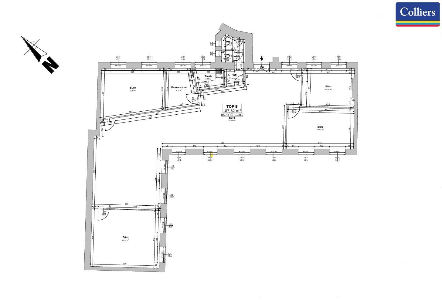 Grundriss einer Bürofläche von 187,62 m² mit mehreren Räumen und Balkonzugang.