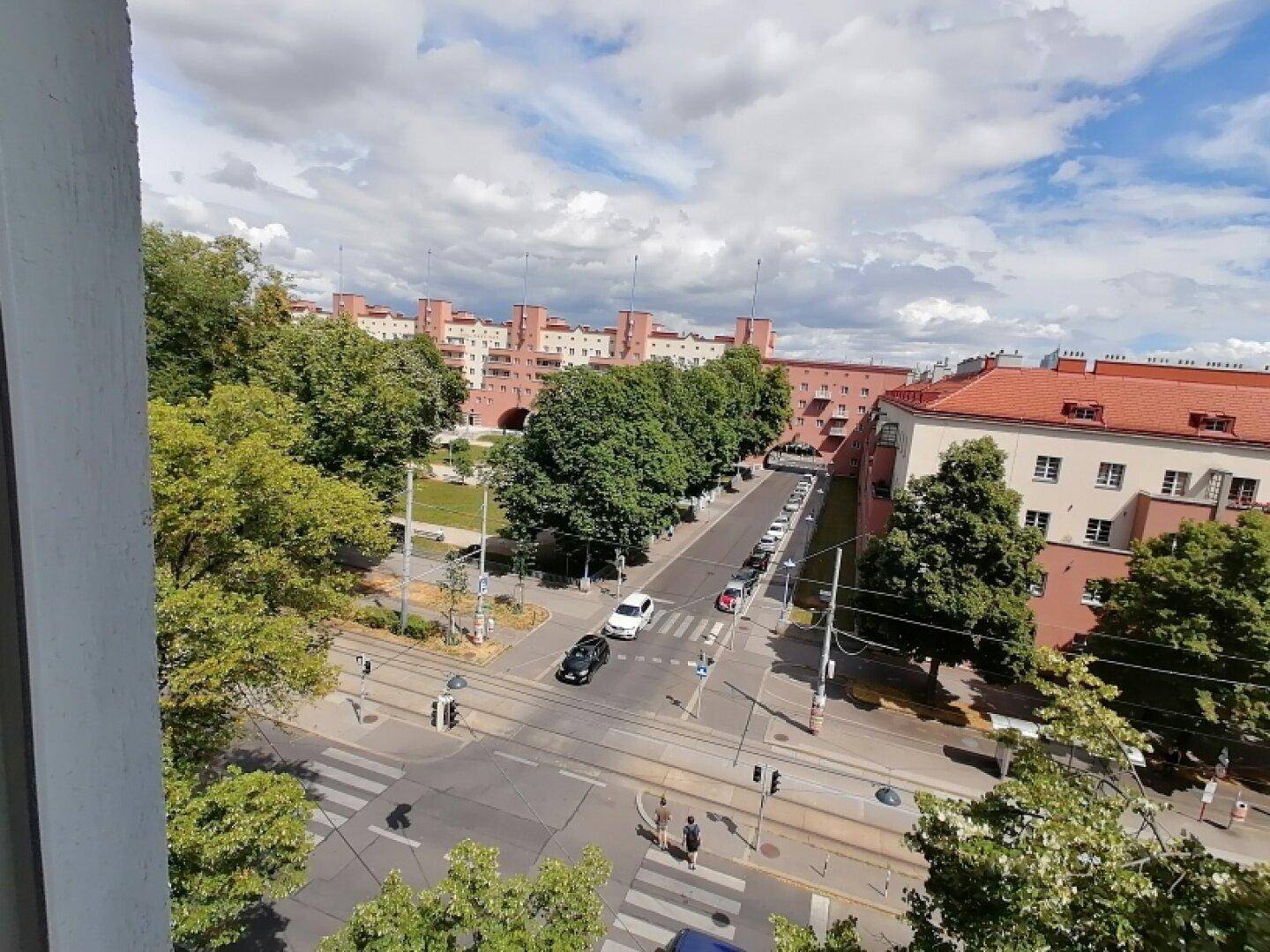 Tolle 2-Zimmer Wohnung mit schönem Ausblick - Ansicht 2