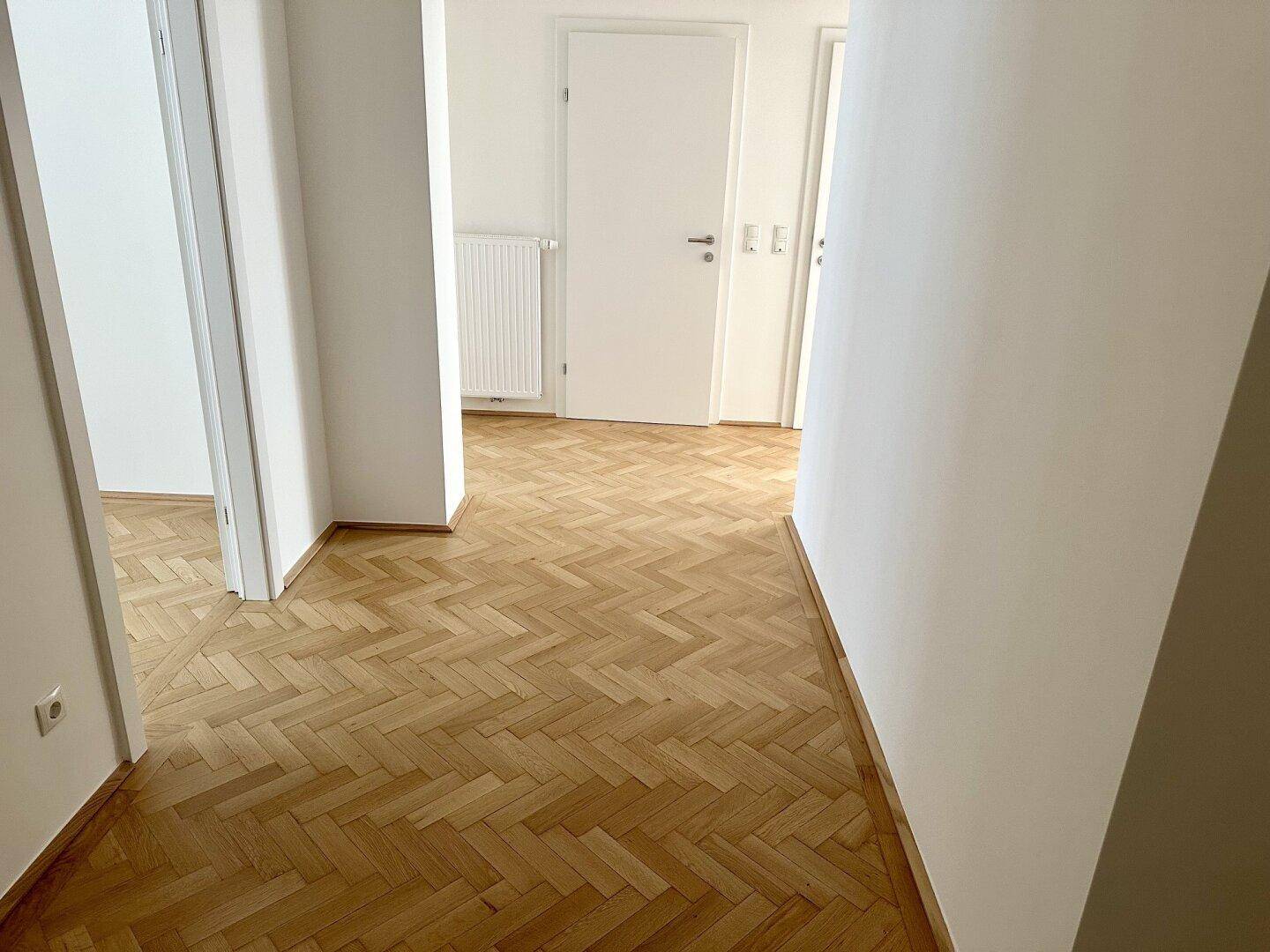Erstbezug - Traumhafte 5 Zimmer Stadtwohnung mit Balkon - Ansicht 5