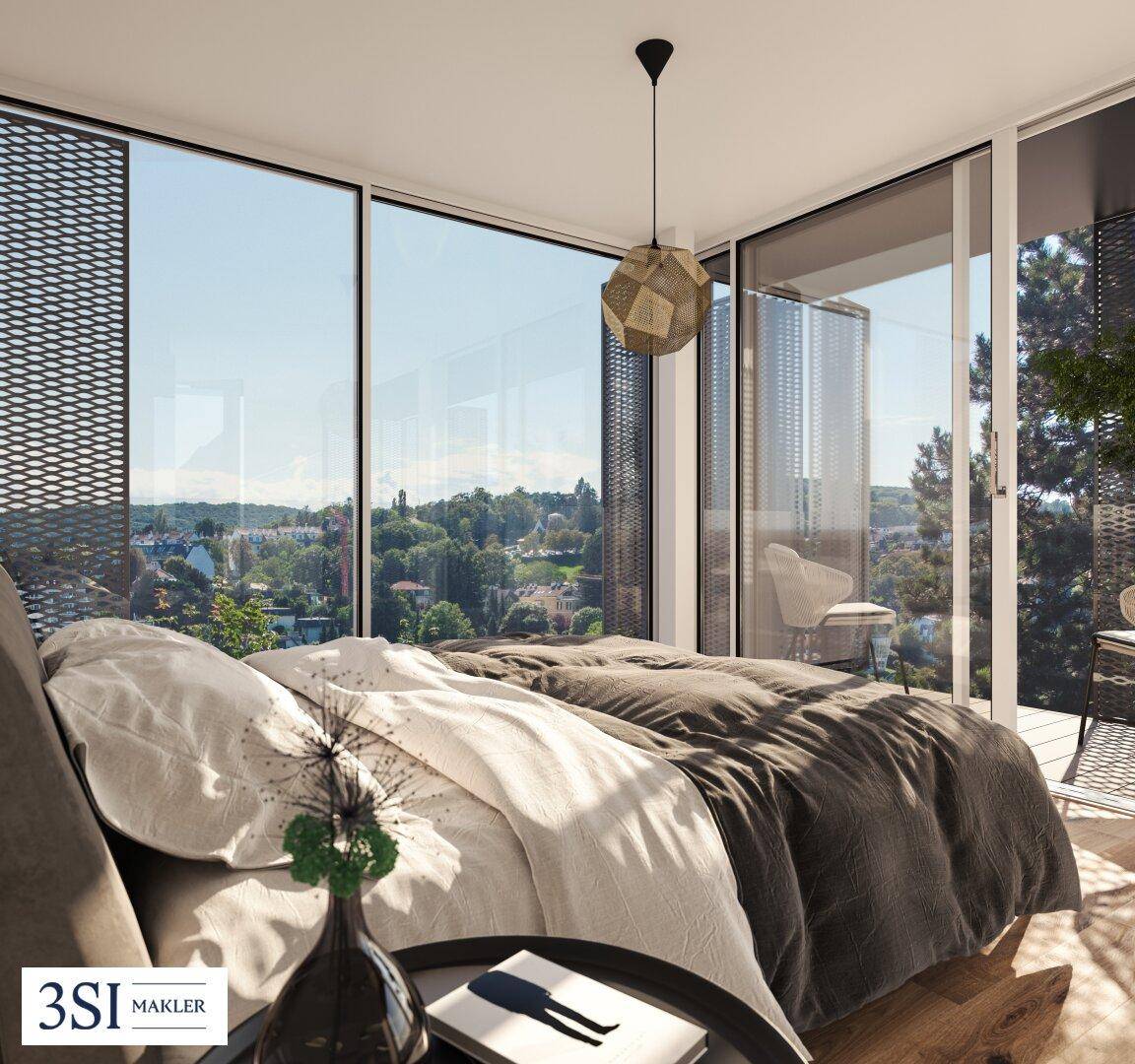 Helles Schlafzimmer mit großen Fenstern, Holzboden und Zugang zu einem Balkon mit Weitblick.