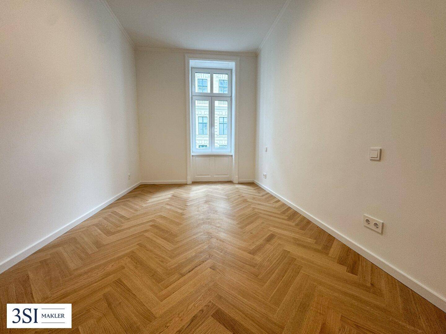 Top sanierte Erstbezug-Wohnung mit großzügiger hofseitiger Terrasse - Więcej