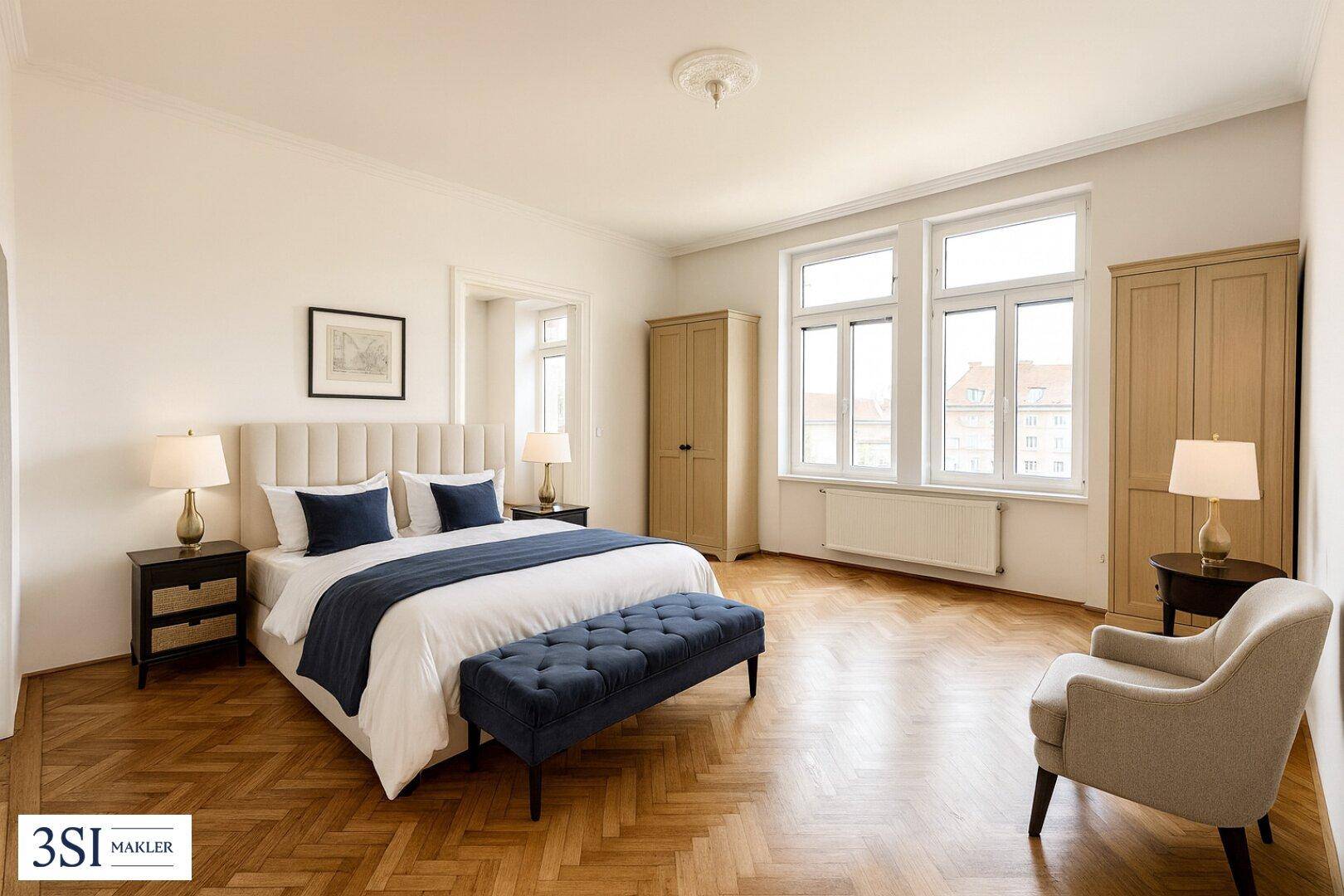 Helles Schlafzimmer mit Fischgrätparkett, hohen Decken und großen Fenstern, modern eingerichtet.