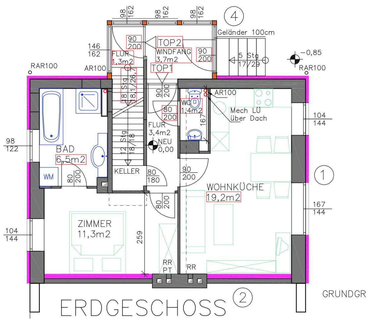 Grundriss des Erdgeschosses mit Wohnküche, Schlafzimmer und Badezimmer.