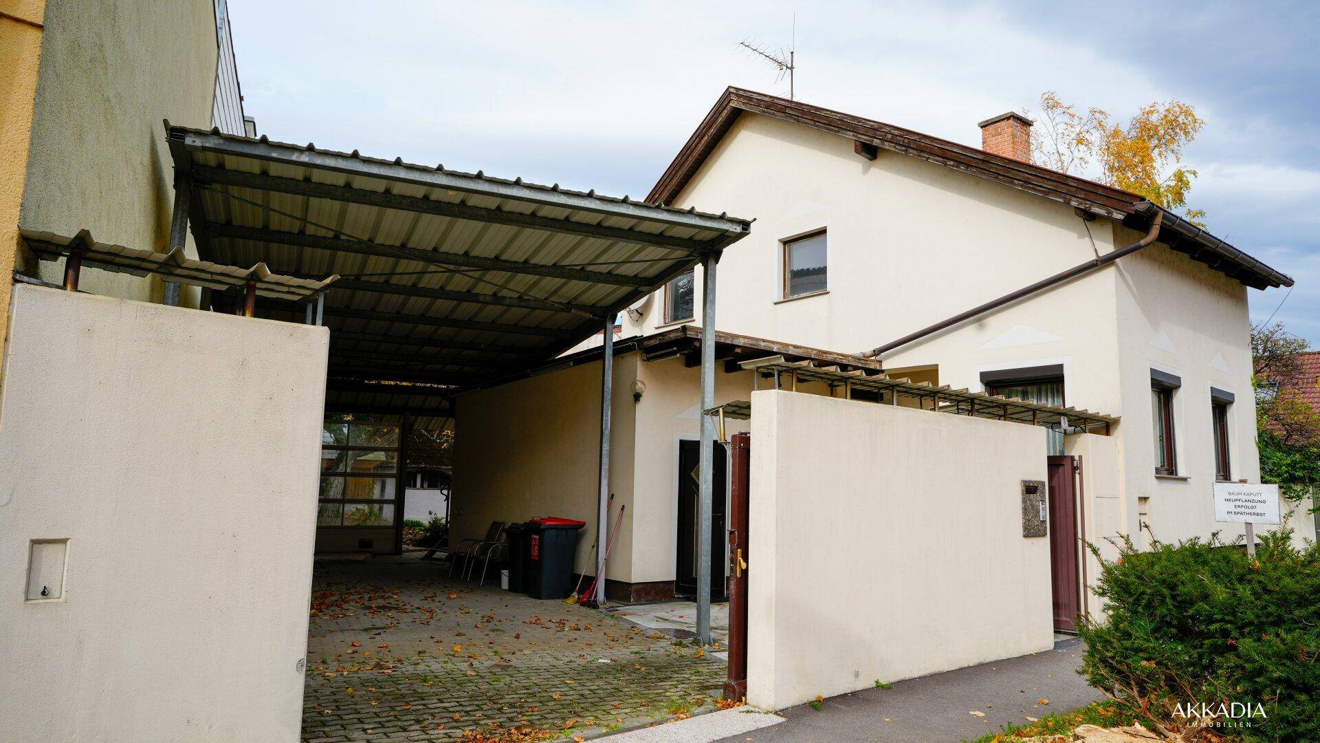 Einfamilienhaus mit viel Potenzial in ruhiger Lage von Pfaffstätten - Ansicht 2