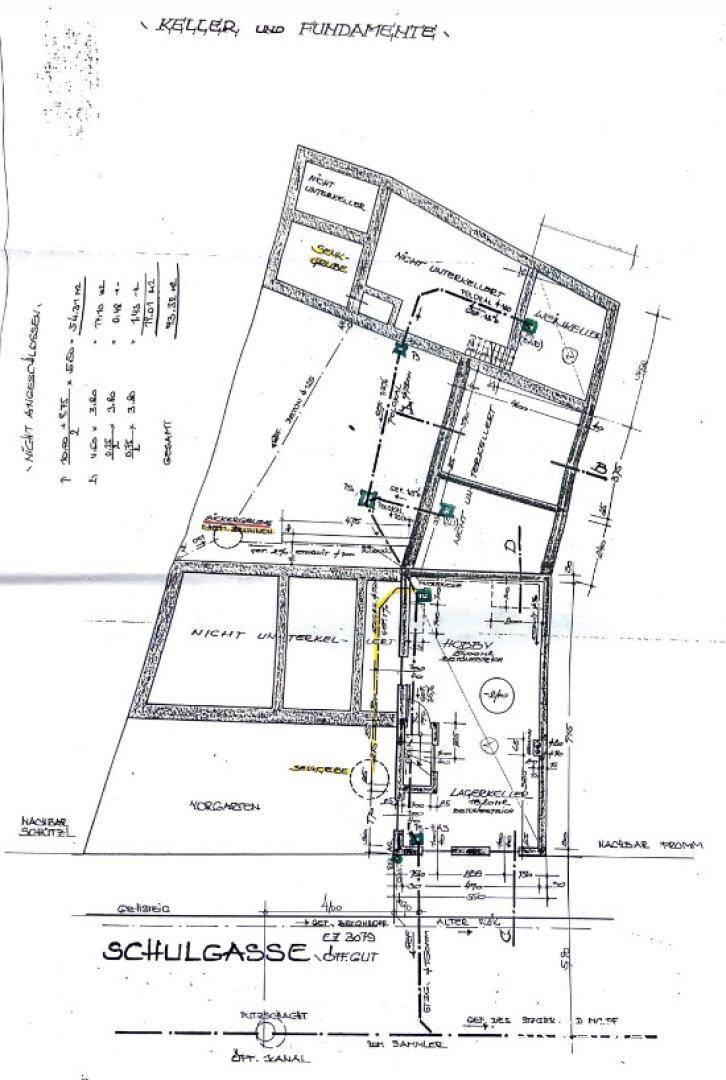 Grundriss des Kellers und der Fundamente mit verschiedenen Räumen.