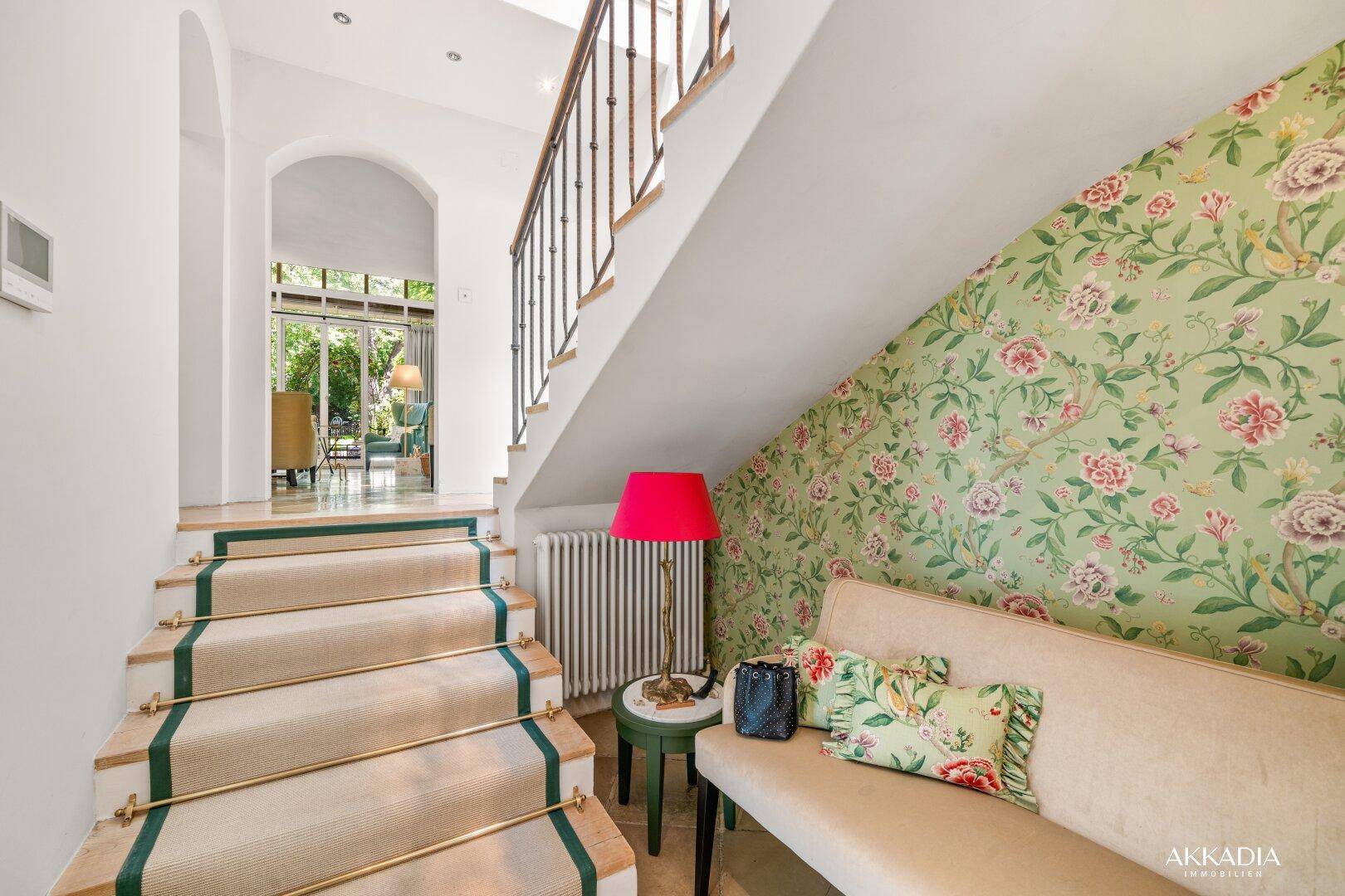 Geschmackvolles Architektenhaus mit Garten in bester Döblinger Lage - Widok 6