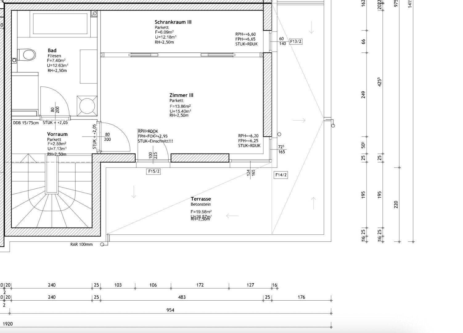 Grundriss einer Wohnung mit einem Zimmer, Bad, Vorraum, Schrankraum und einer schönen Terrasse.