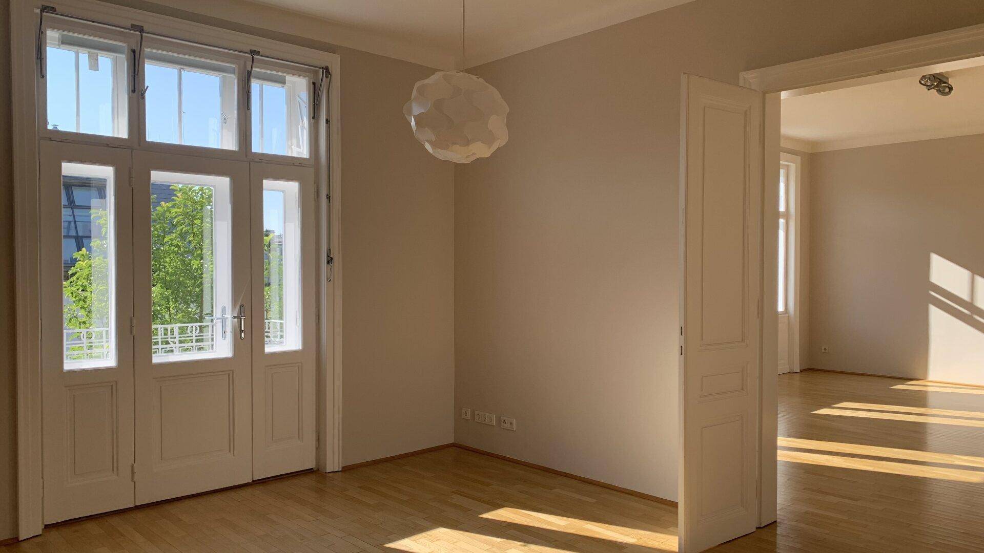 Traumhafte 4-Zimmer Etagenwohnung in generalsaniertem Altbau in absoluter Toplage - Vista 3