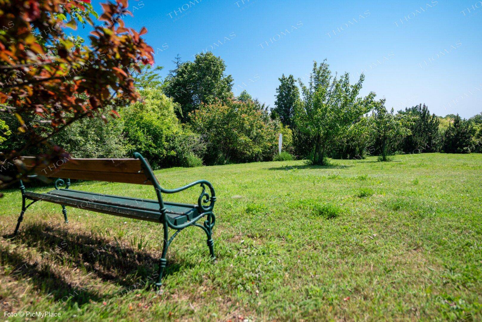 Traumhafte Villa mit Pool, Garten &amp; Weitblick in Brunn am Gebirge - Ansicht 4