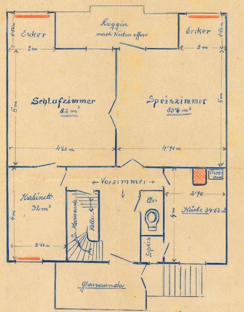 Handgezeichneter Grundriss mit Raumaufteilung, Loggia und Erkern.