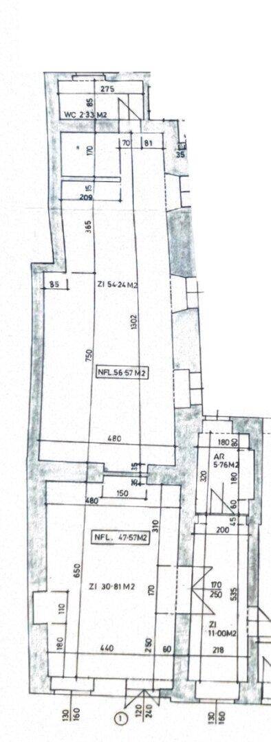 Detaillierter Grundriss mit Flächenangaben und Raumaufteilung des Objekts.