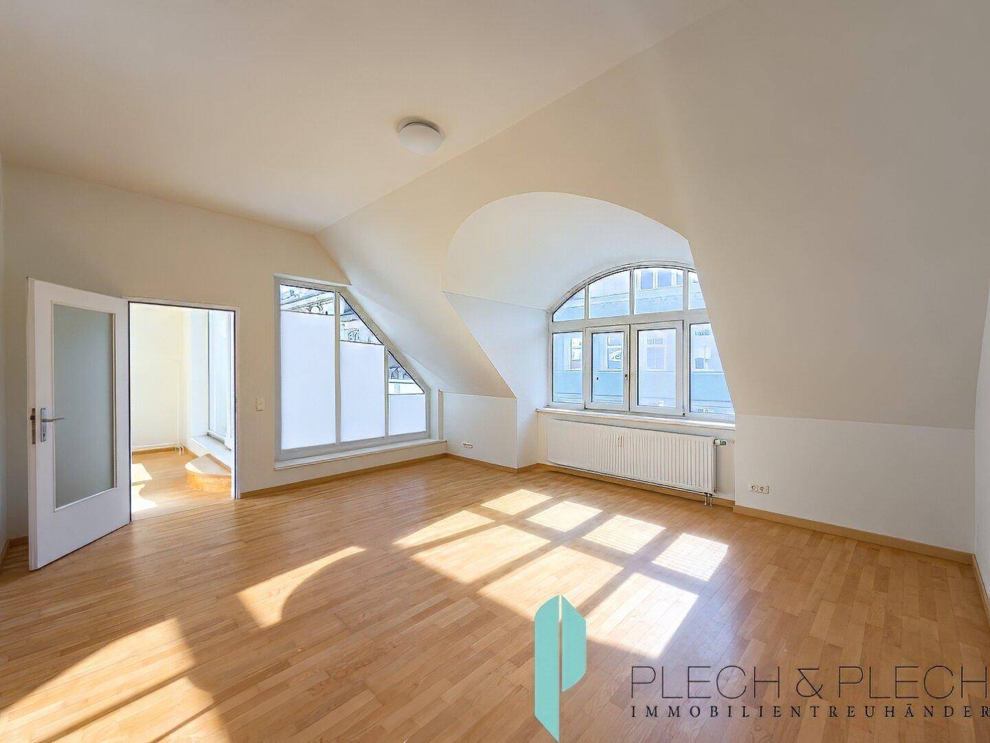 2-комнатная мансардная квартира, 68 м², Маргаретен, Маргаретен