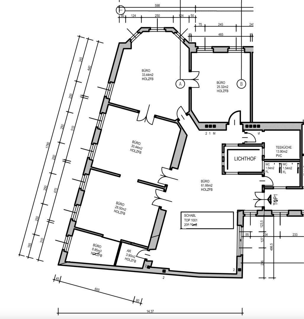 Grundriss zeigt mehrere Büroräume, eine Teeküche und Toiletten auf einer Etage.
