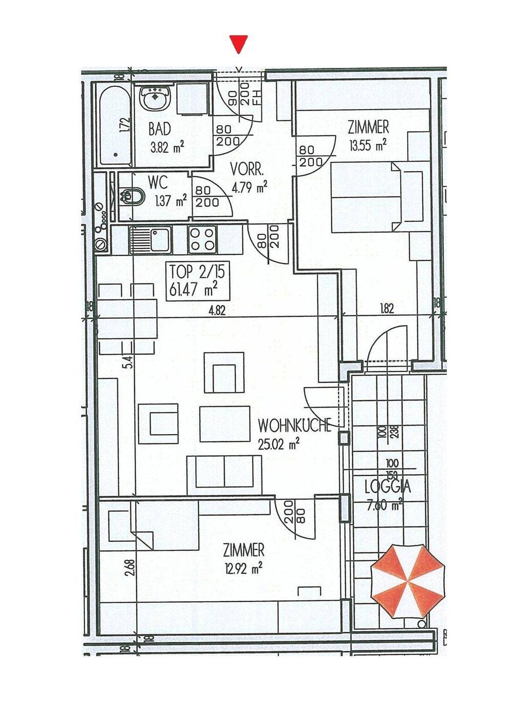 Detaillierter Grundriss einer Wohnung mit Wohnküche, zwei Zimmern, Bad und Loggia.