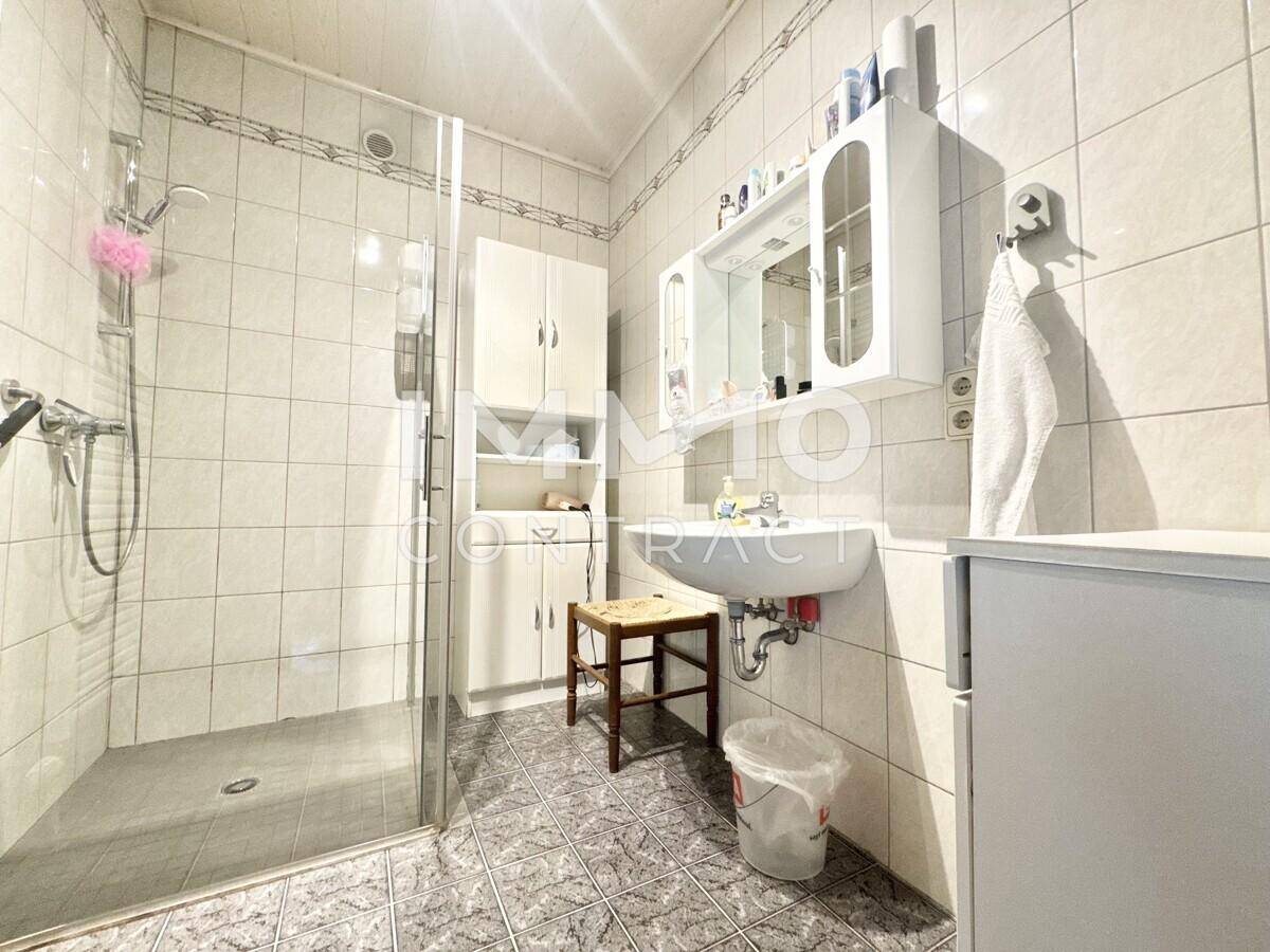 Bad mit Dusche
