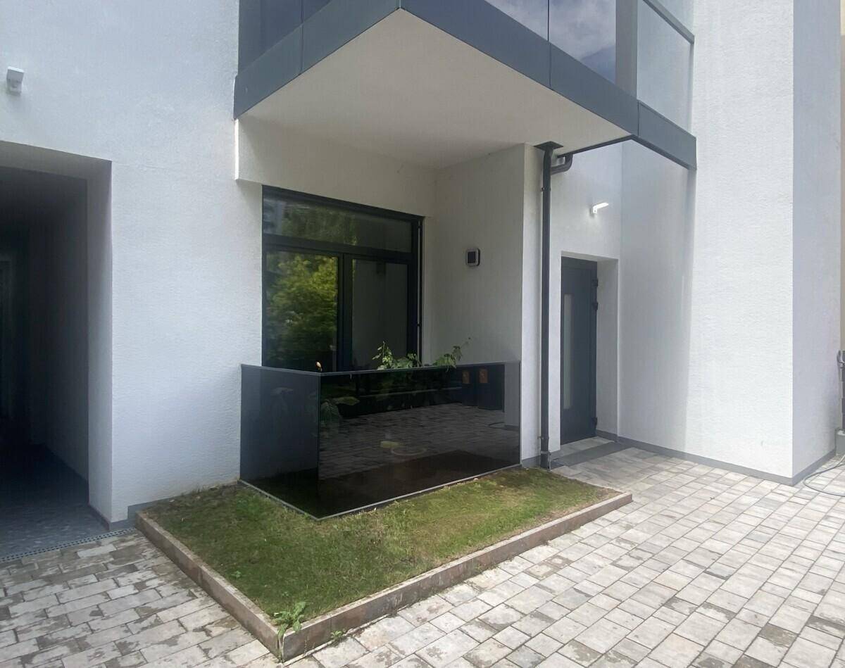 Hauseingang im Hof