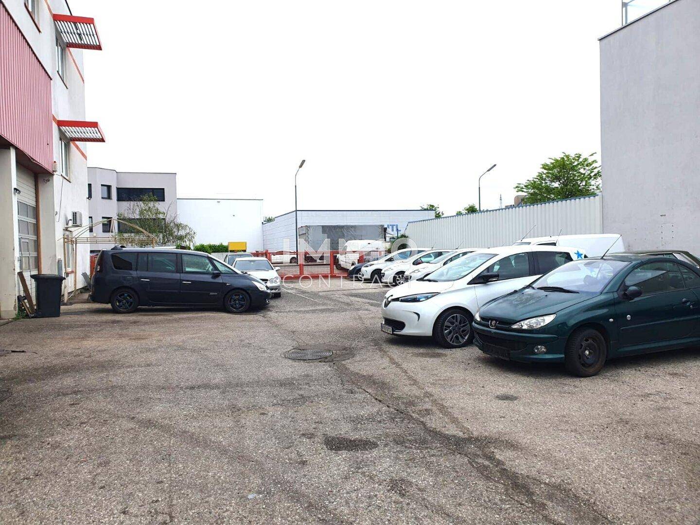 KFZ Werkstatt im Industriegebiet Liesing - Widok 2
