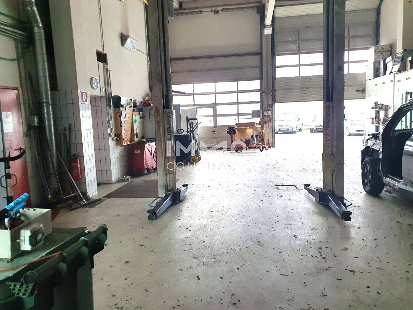 KFZ Werkstatt im Industriegebiet Liesing - Widok 5
