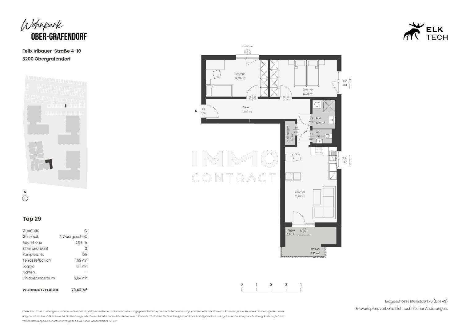 Detaillierter Grundriss einer Wohnung mit mehreren Zimmern, Balkon und Terrasse.
