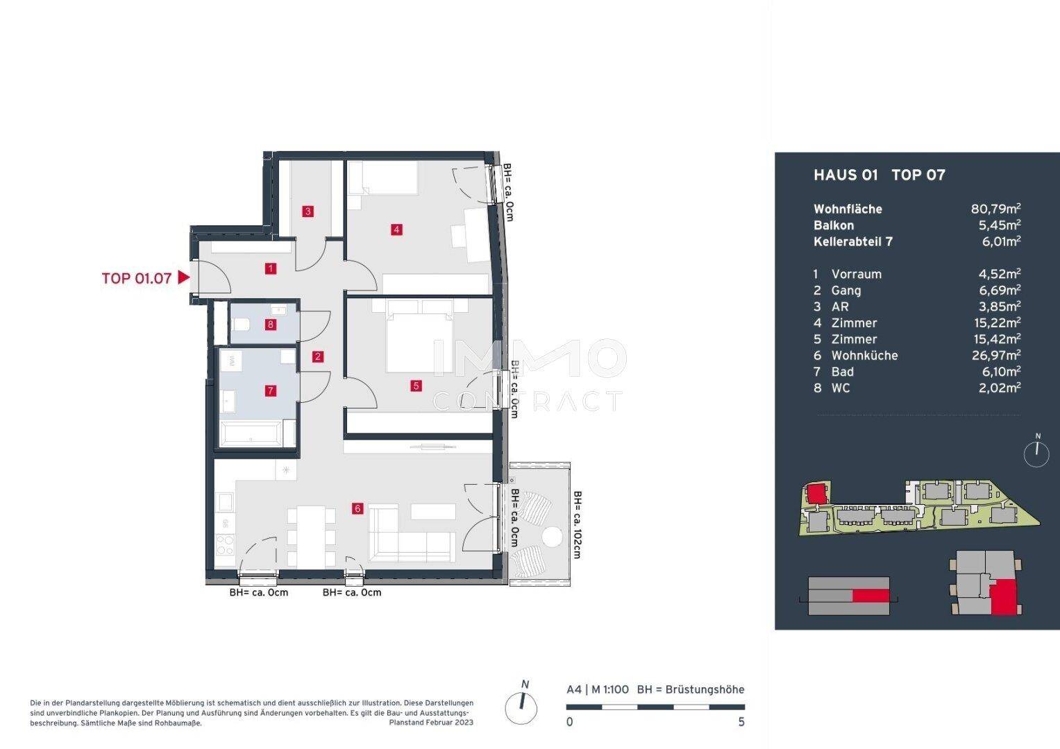 Grundriss der Wohnung TOP 01.07 mit Balkon, Wohnküche, Bad und separatem WC.