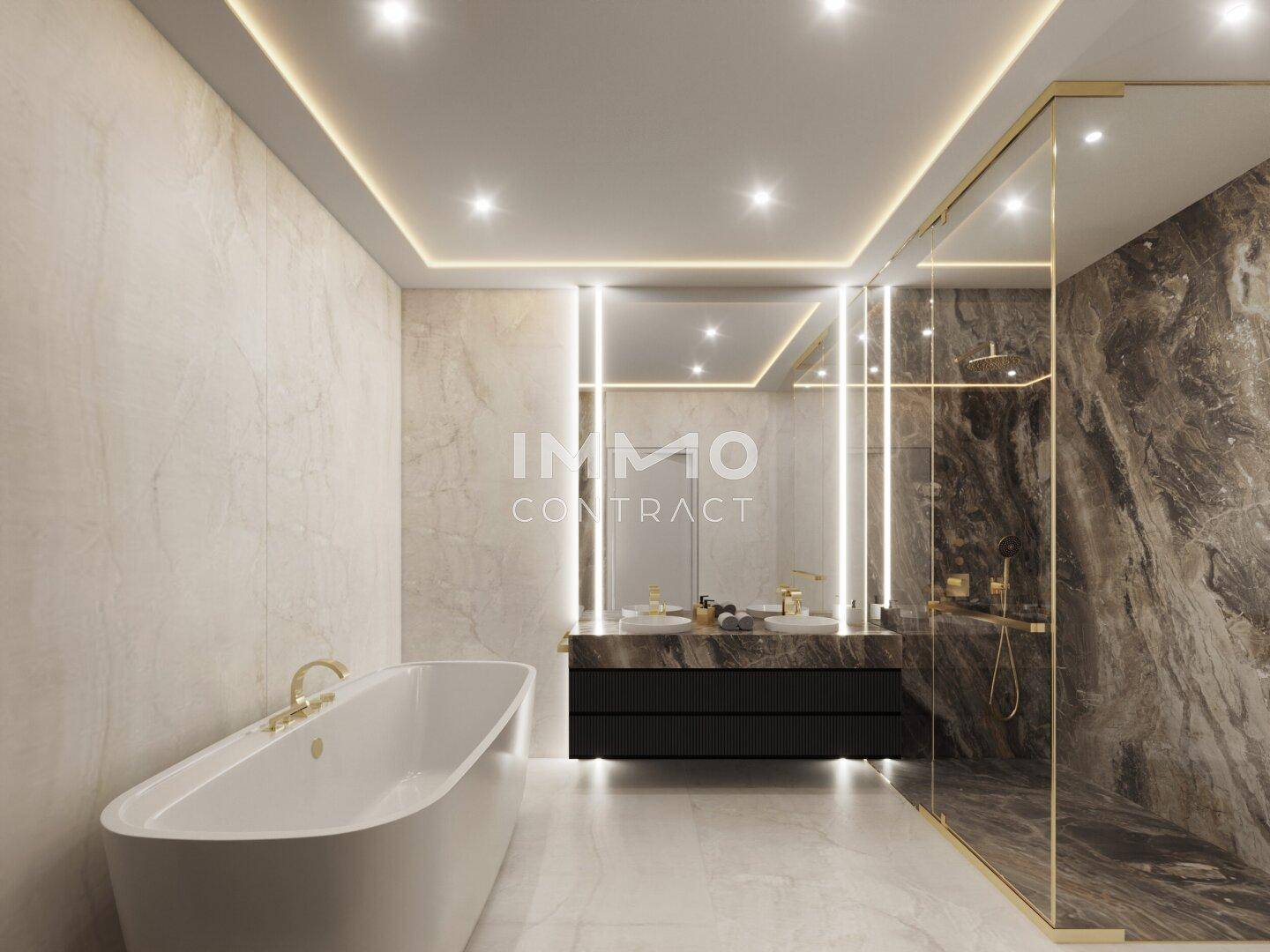 Luxuriöses Badezimmer mit freistehender Badewanne, Doppelwaschbecken und begehbarer Dusche.