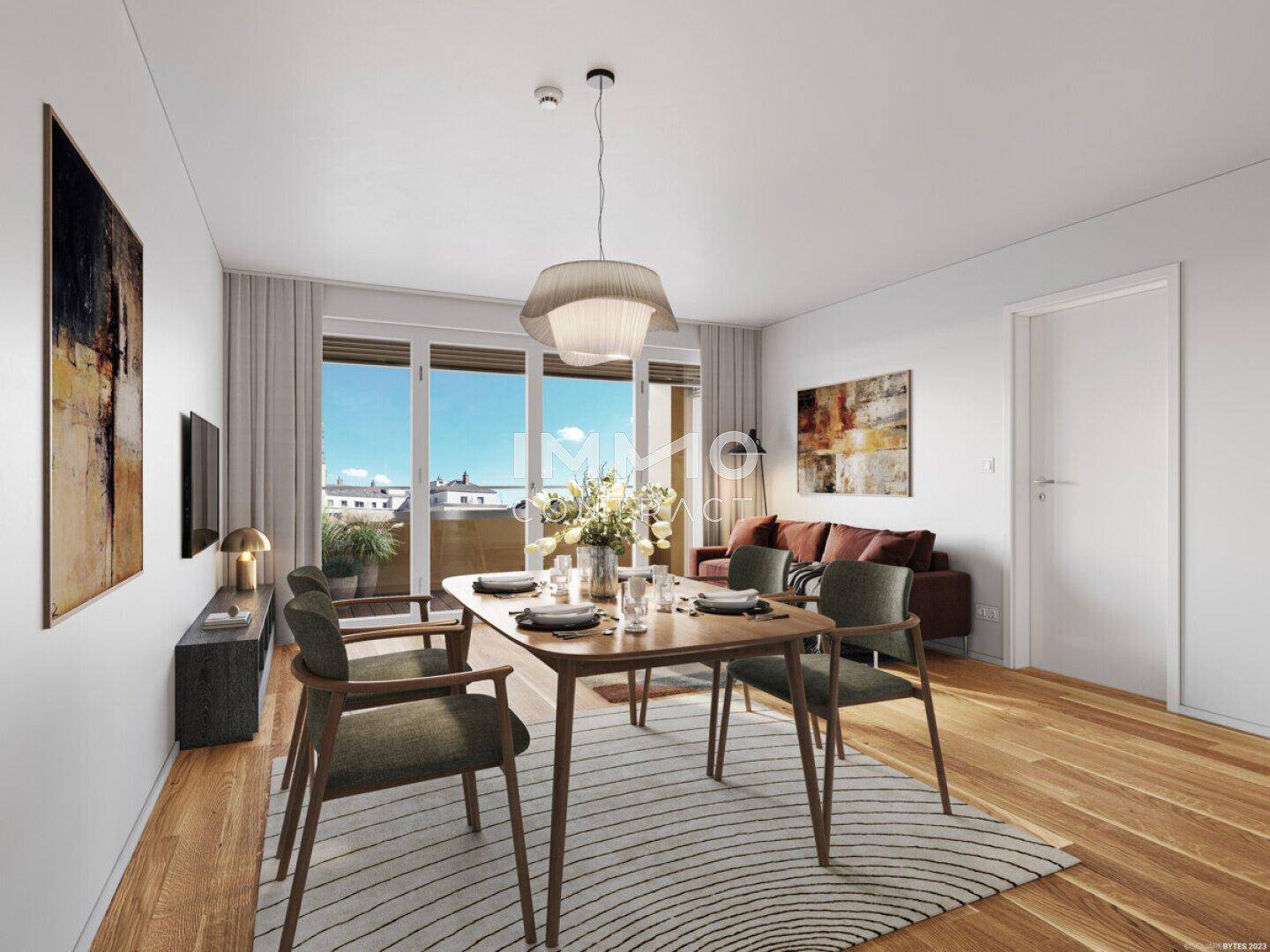Gemütlicher Essbereich mit Holztisch, Teppich und Zugang zum Balkon mit Stadtblick.