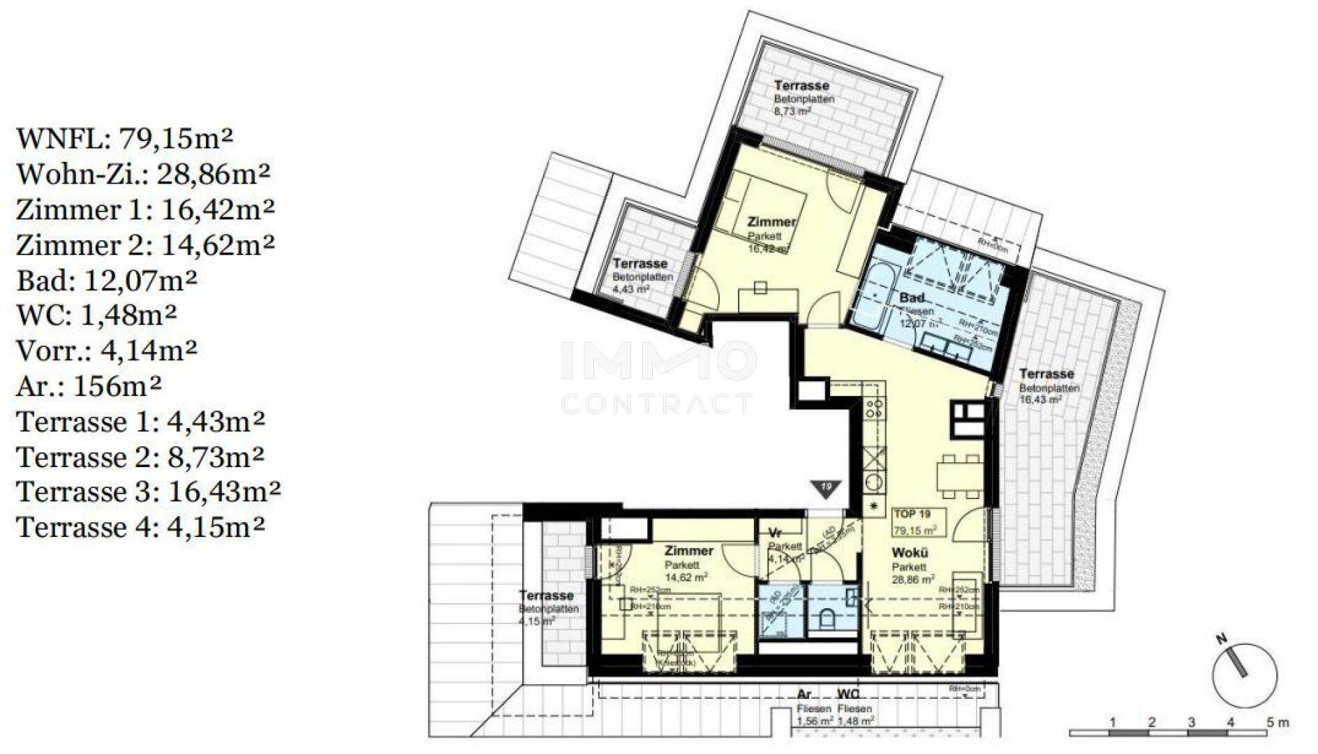 Grundriss einer Wohnung mit mehreren Terrassen und einem offenen Wohnbereich.