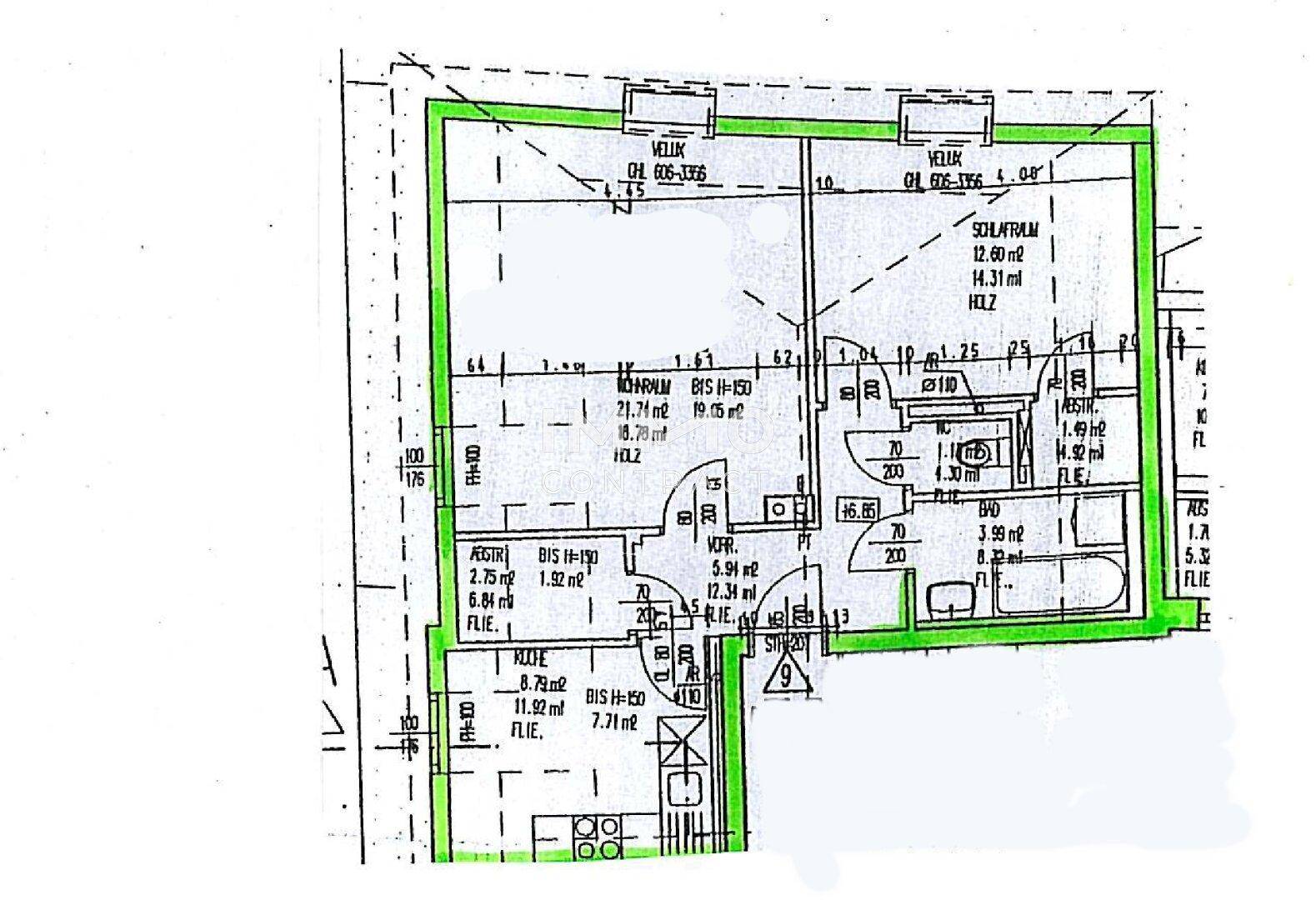 Grundriss der Dachgeschosswohnung mit Wohn-, Schlaf- und Küchenbereichen.
