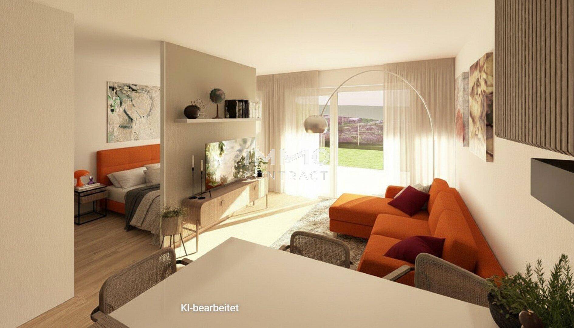Modernes Wohnzimmer mit orangefarbenem Sofa, hellem Parkettboden und Zugang zum Garten.