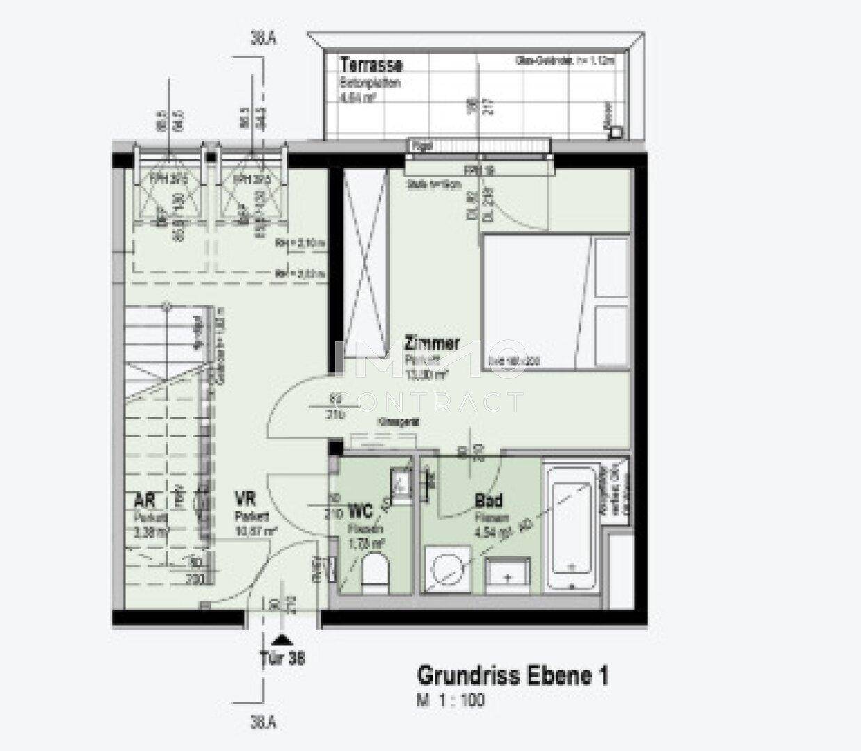 Grundriss der ersten Ebene mit Schlafzimmer, Bad, WC und einer Terrasse.