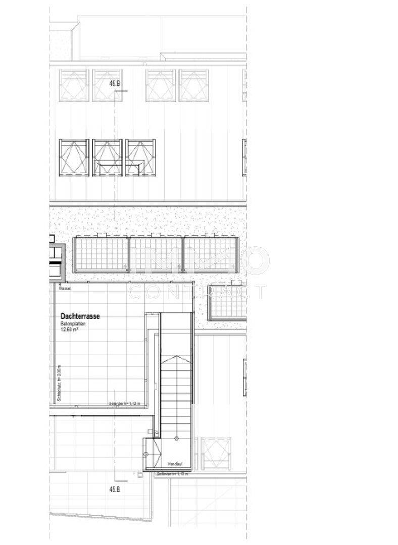 Grundriss zeigt die Dachterrasse mit Zugang über die Treppe.