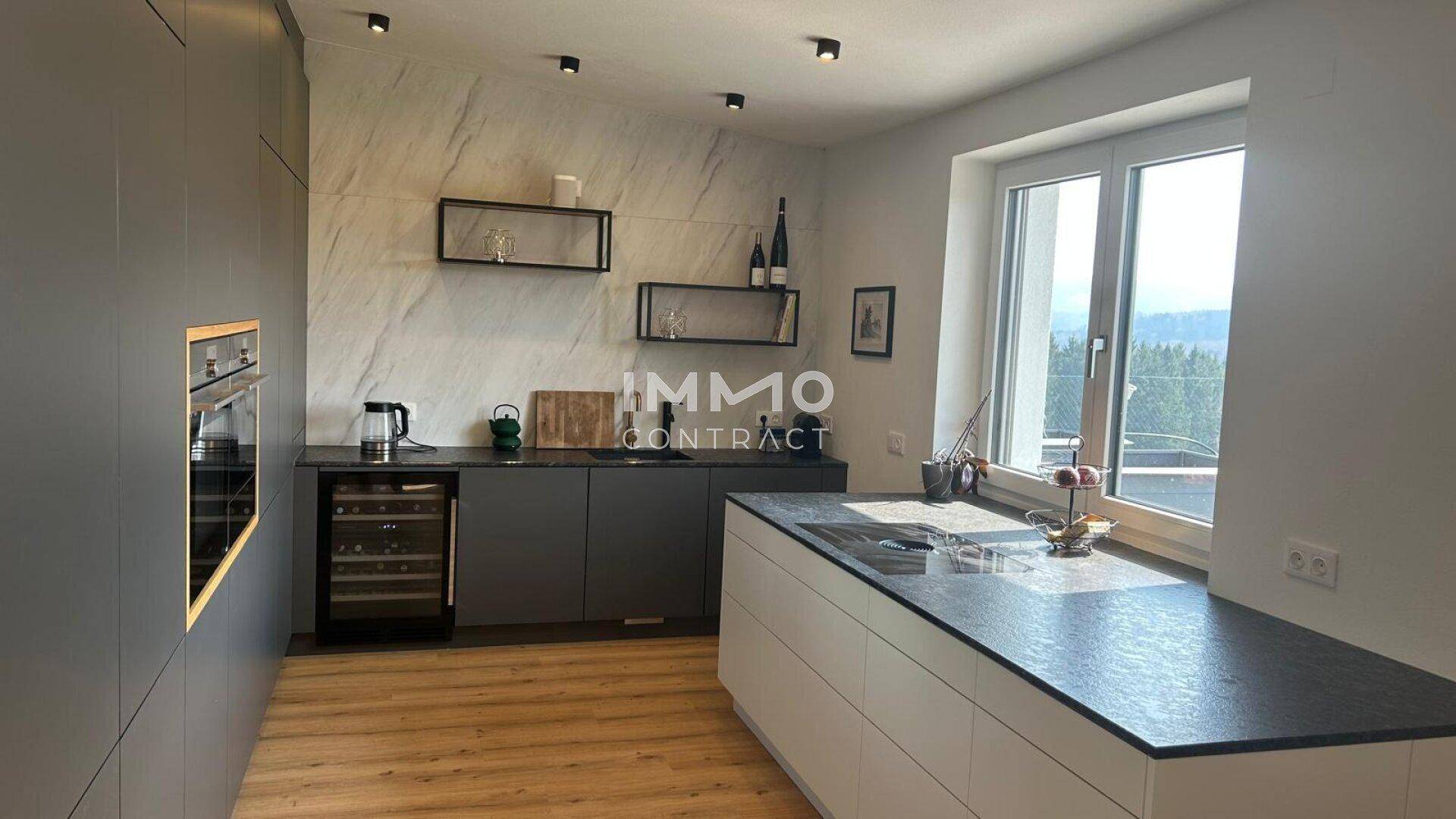 Neuwertiges Traumhaus mit Fernblick - Ansicht 5
