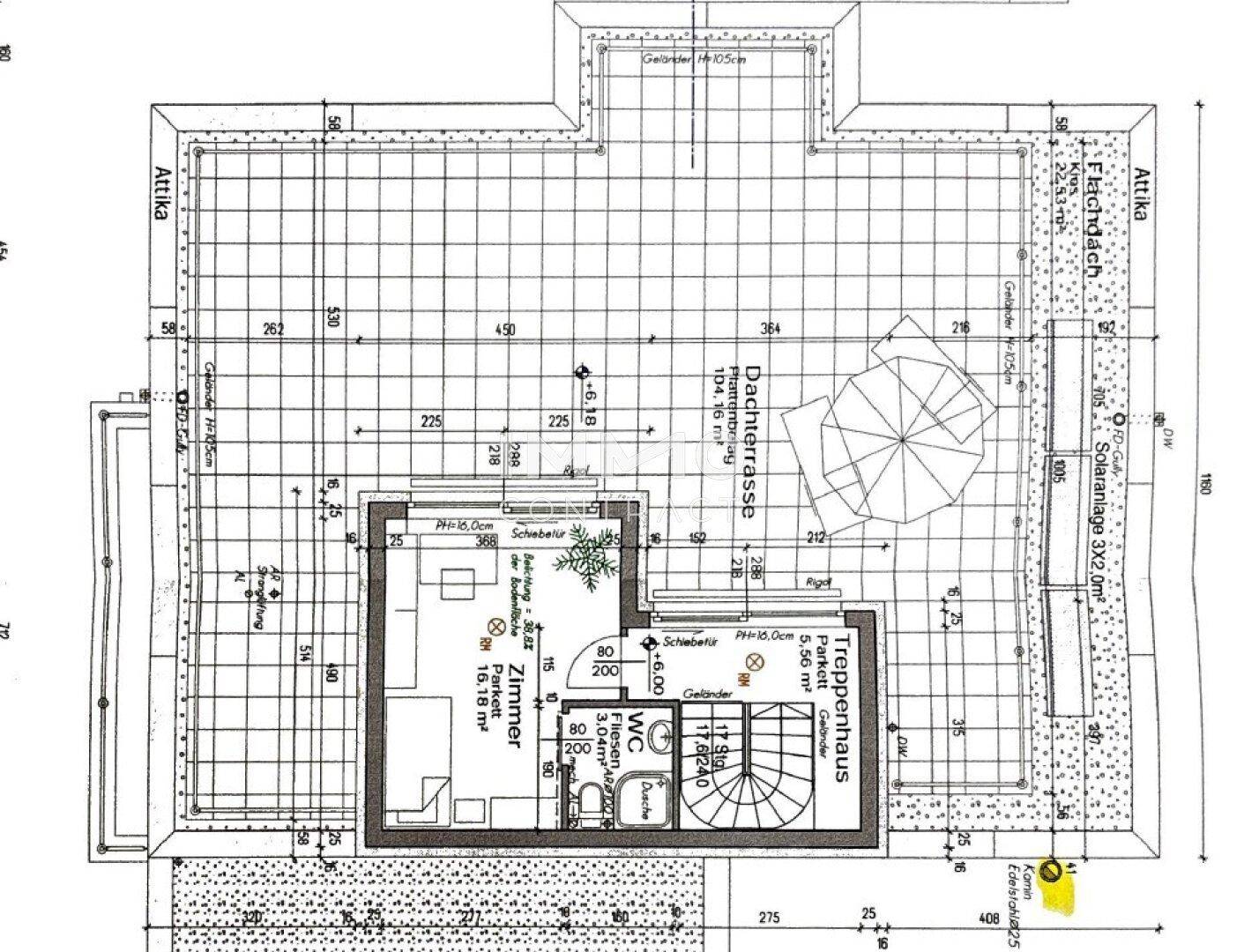 Grundriss der Dachterrasse mit Zimmer, WC und Treppenhaus.