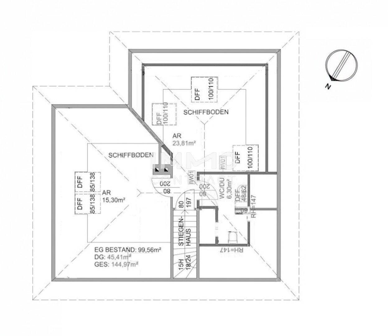 Grundriss des Dachgeschosses mit Schrägen und Dachfenstern.