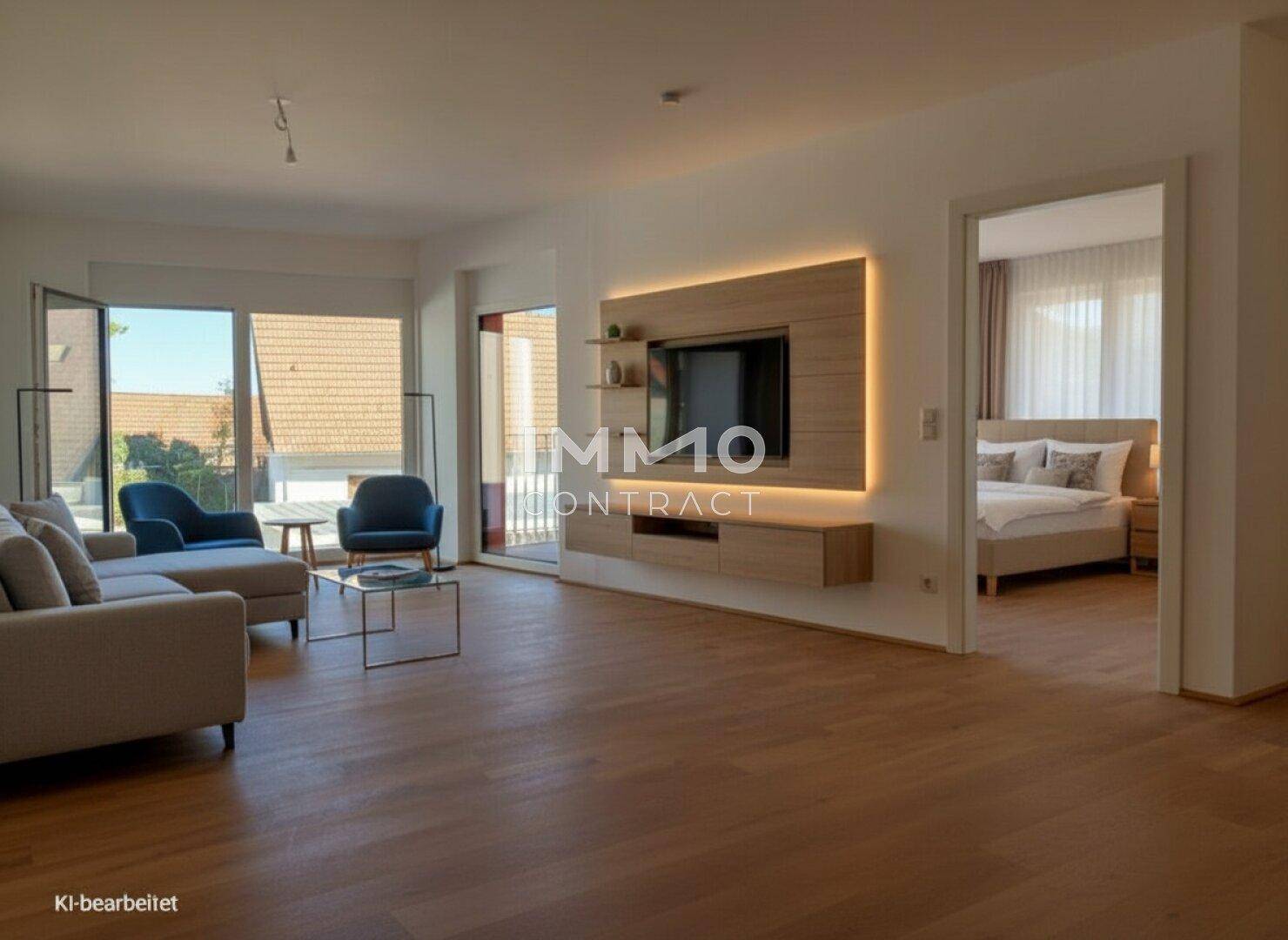 Großzügiges Wohnzimmer mit Holzboden, integriertem TV-Möbel und Zugang zu Balkon und Schlafzimmer.
