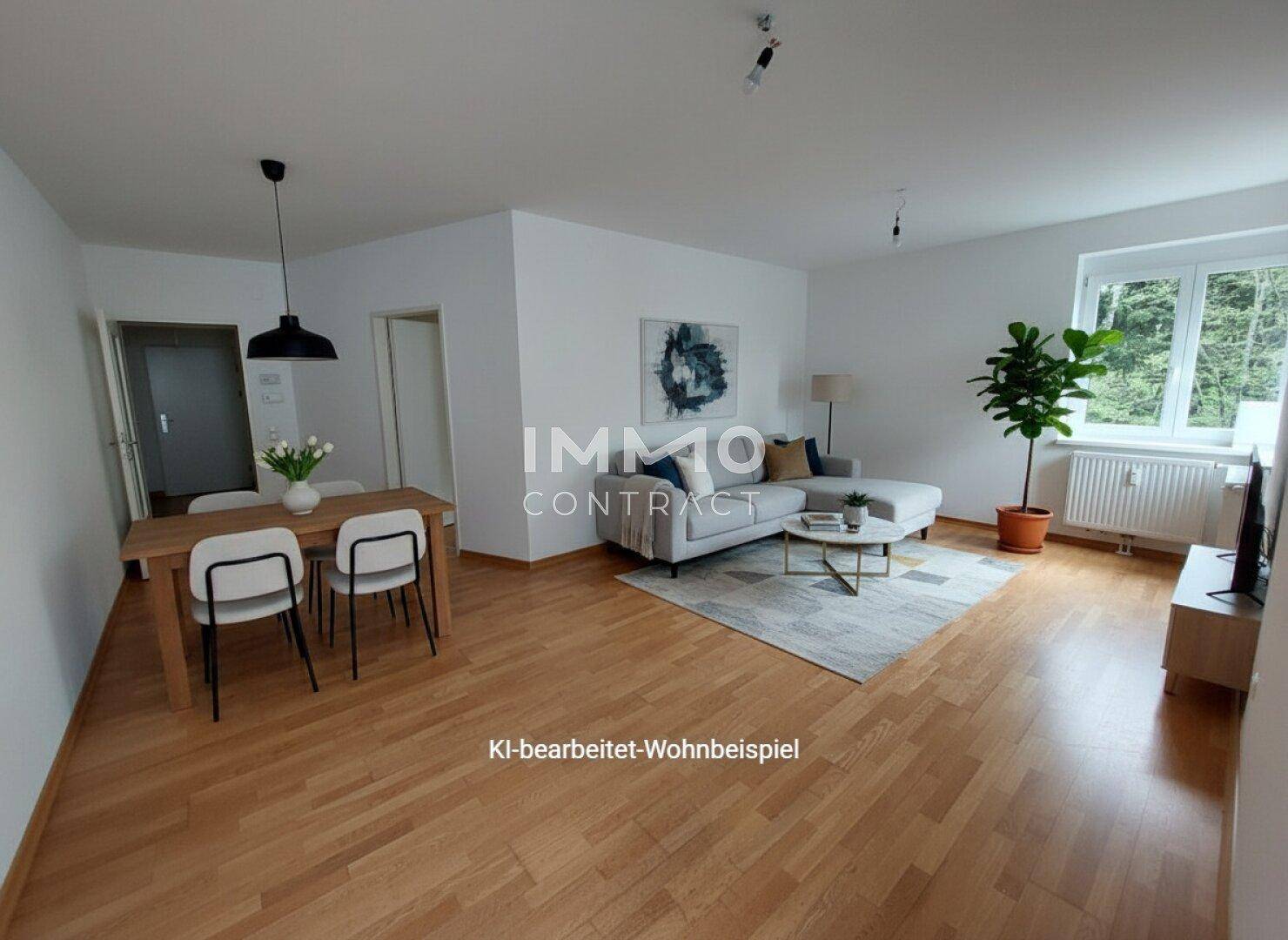 KI-bearbeitetes Wohnbeispiel mit modernem Sofa, Esstisch und Blick ins Grüne.