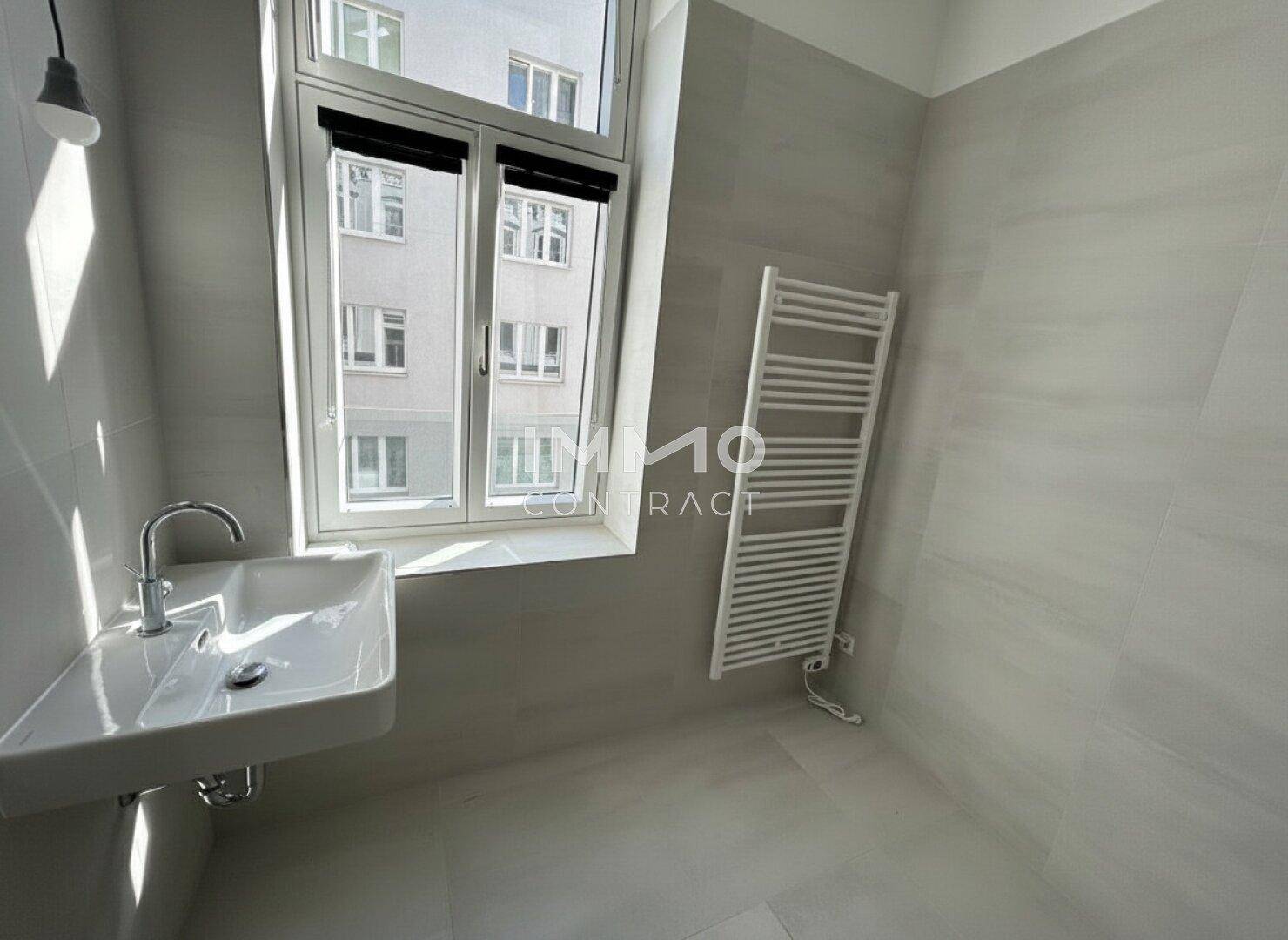 Top sanierte 2-Zimmer Altbau Wohnung! Erstbezug! - View 5