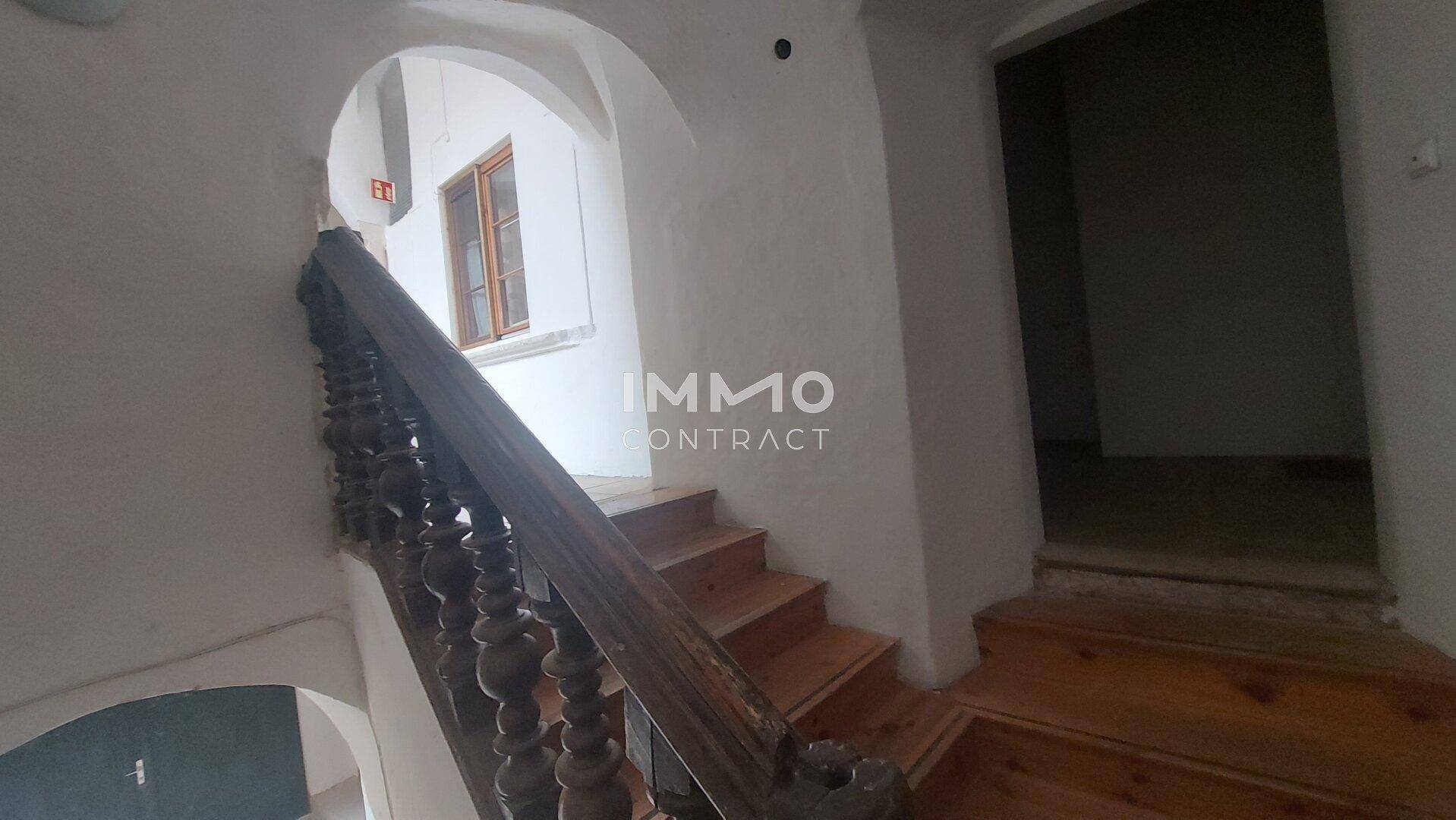 Historisches Zinshaus in Stein an der Donau – 10 vermietete Wohneinheiten - Mehr