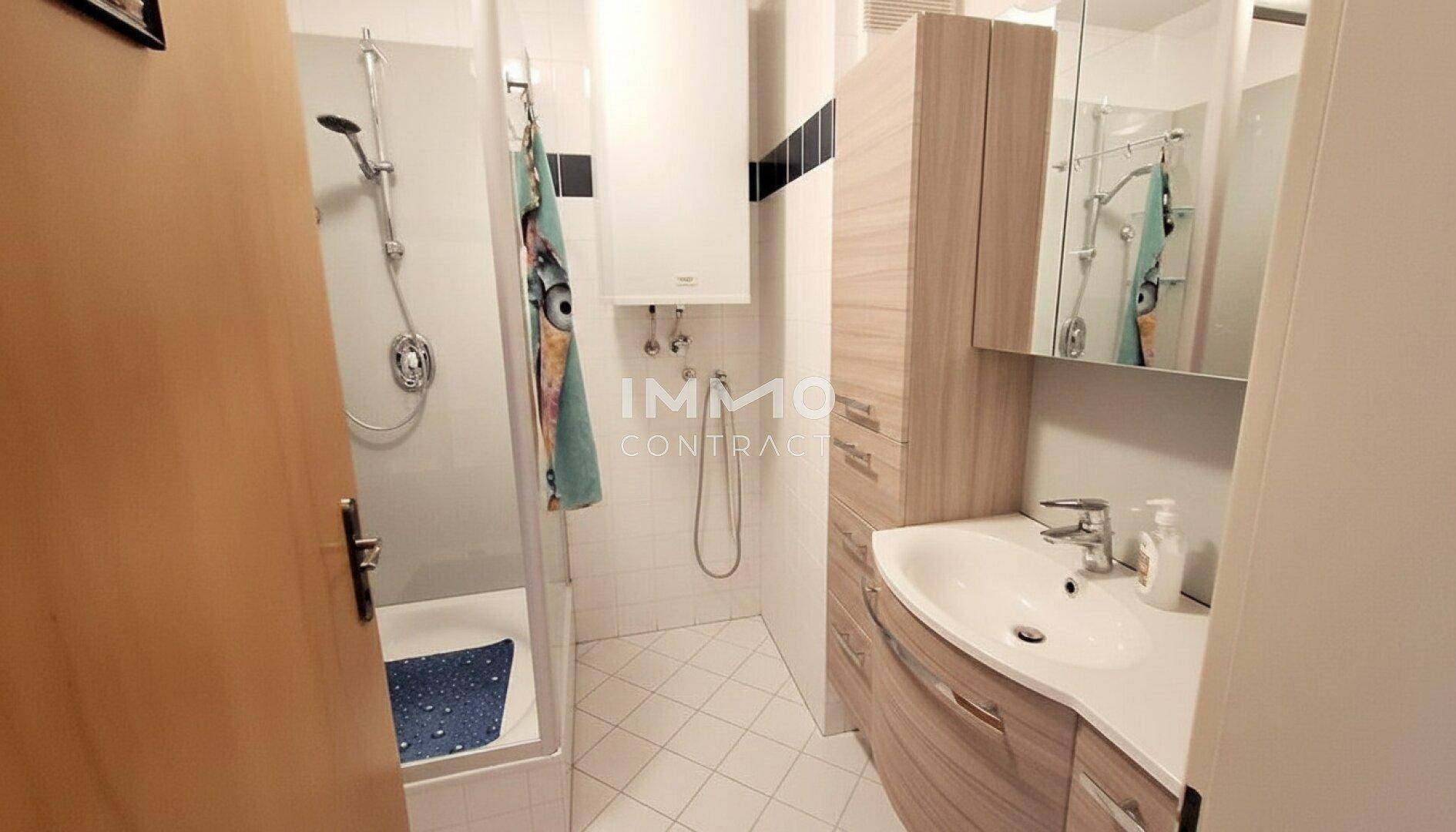 Sehr gepflegte und möblierte Eigentumswohnung im Dachgeschoss mit Balkon - Stadtrand von Waidhofen - Ansicht 5